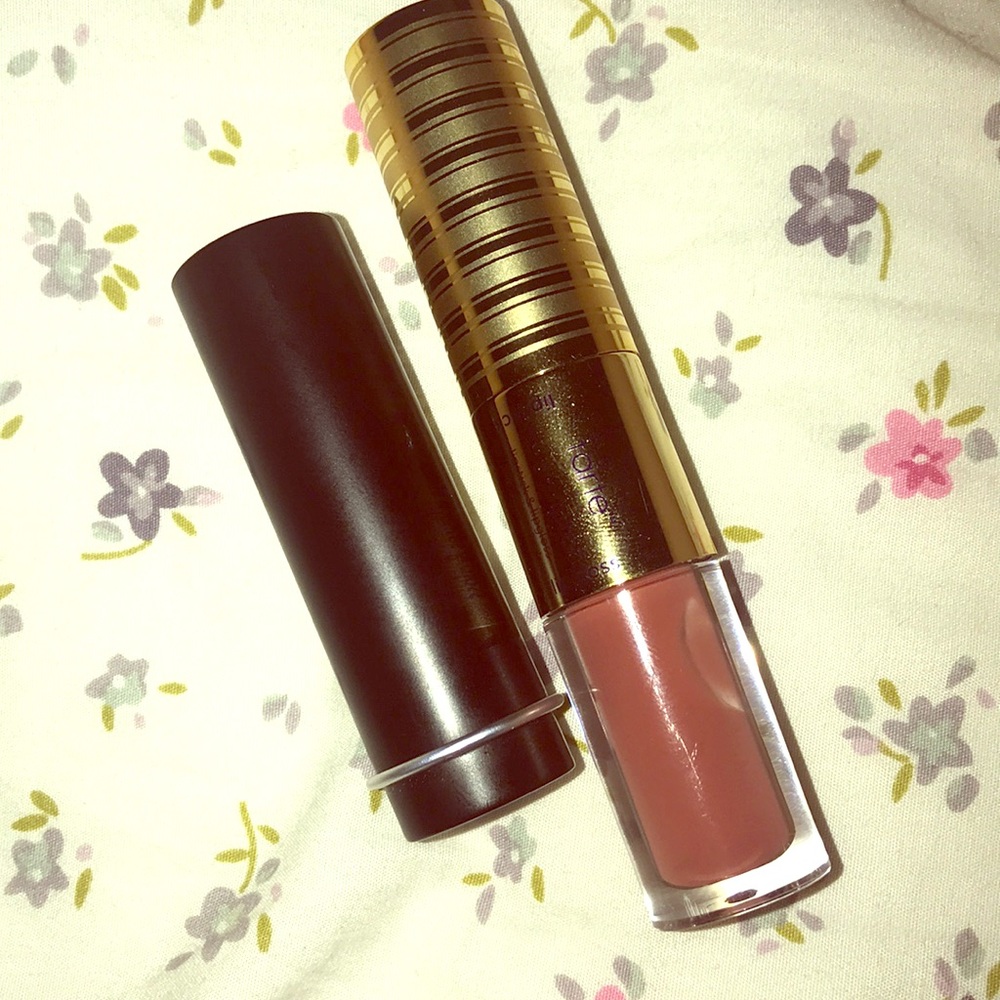 Duo: MUFE lipstick & Tarte lip sculptor